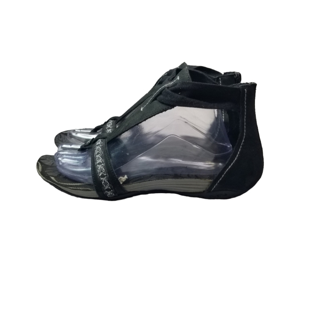 Cushe Clover black thong gladiator sandals